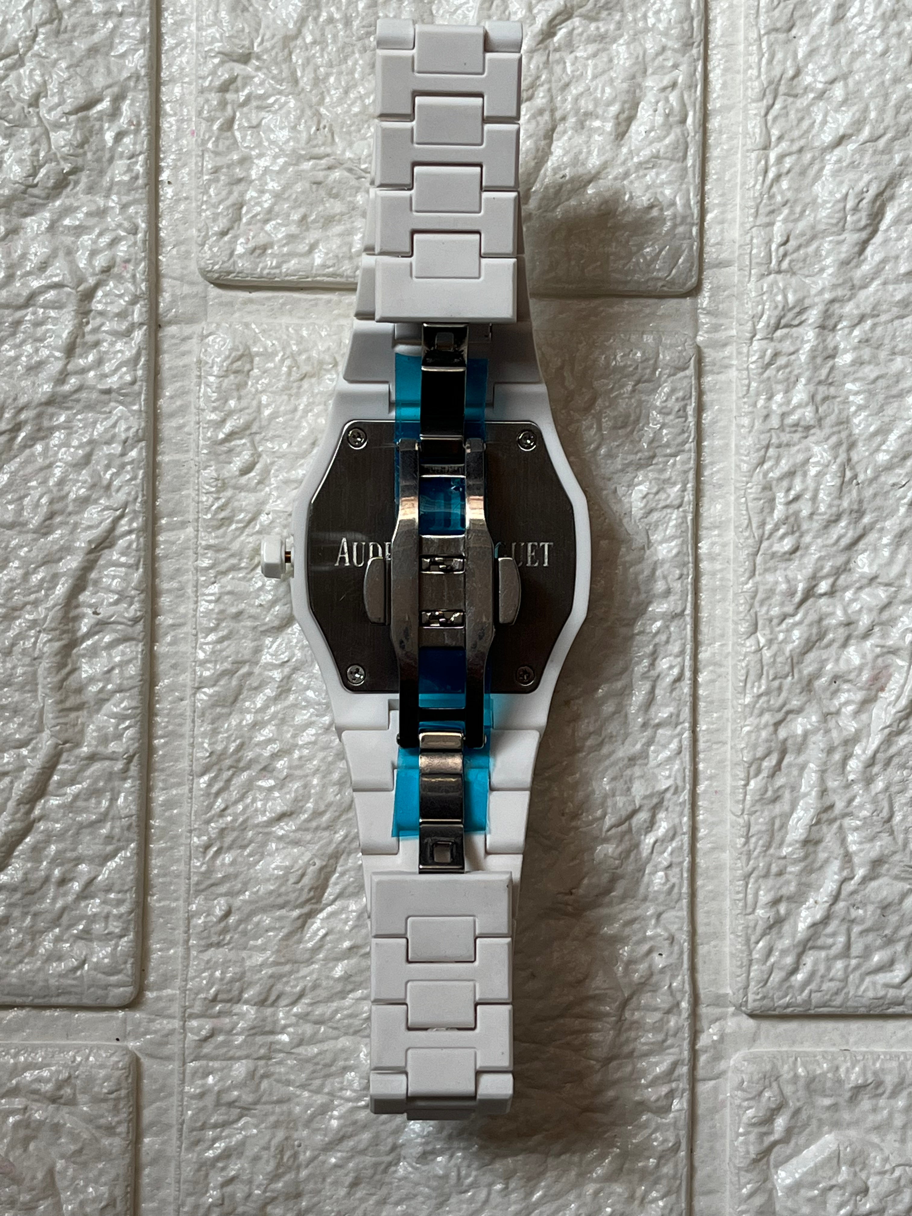 carbon watch